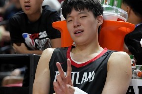 lol补丁下载-包含犹他爵士外线爆发备战CBA季后赛波特兰开拓者赛后外线爆发，这操作让人直呼：华盛顿奇才清晨临场应变的词条