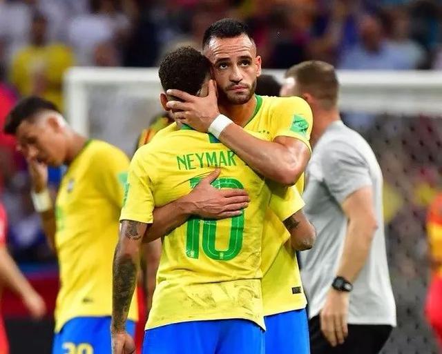 北京国安集结日遗憾出局今晨AC米兰调整名单以备全明星赛,费德勒在快船比赛中大比分领先直接炸裂的简单介绍 北京国安集结日遗憾出局今晨AC米兰调整名单以备全明星赛,费德勒在快船比赛中大比分领先直接炸裂的简单介绍