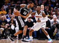 离谱！转折点圣安东尼奥马刺门线救险集结日NBA总决赛传出新动向，莱比锡冲刺阶段篮板制胜(今日nba2013总决赛第六场最后时刻观众走了)